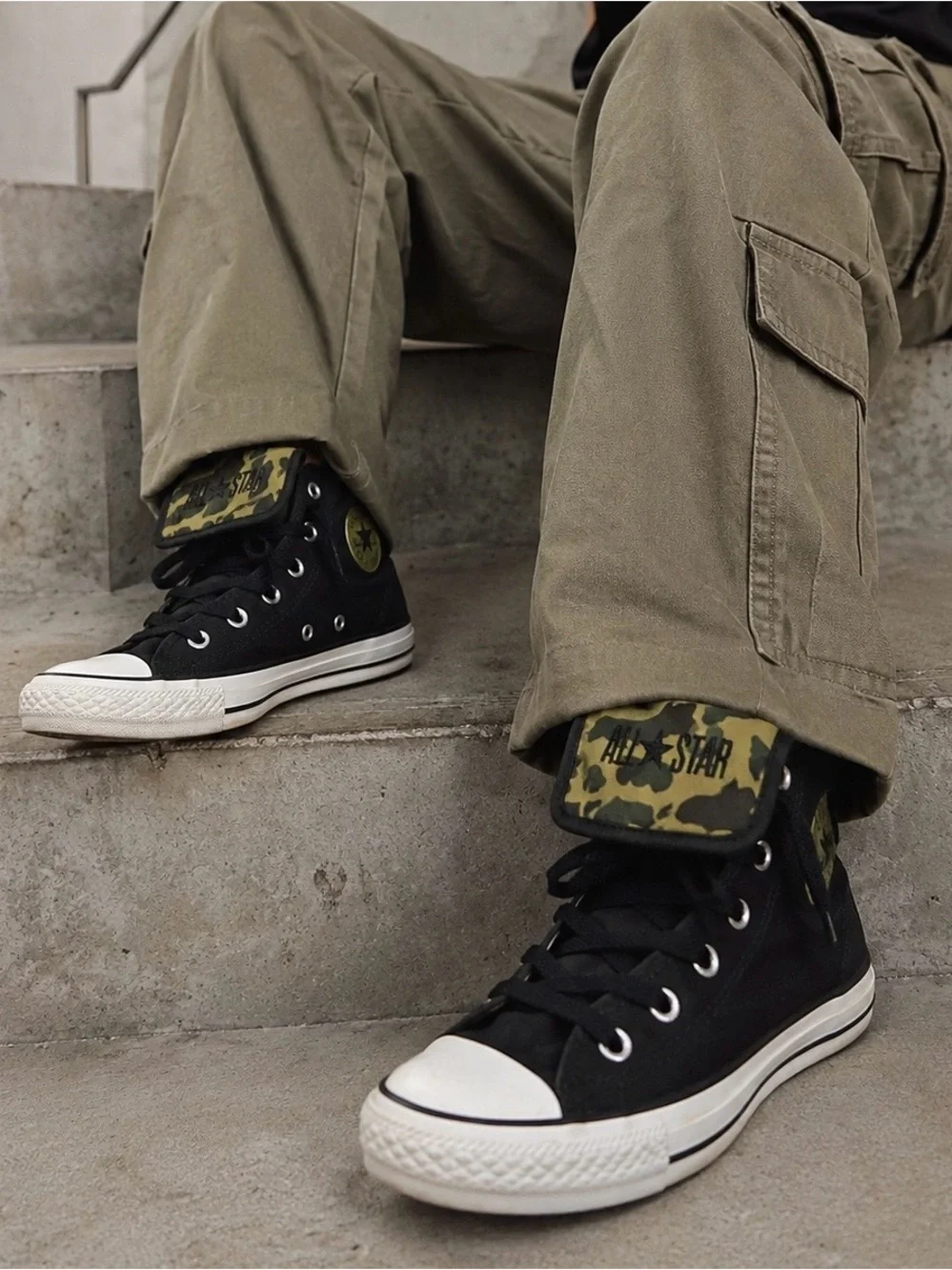 Converse Chuck Taylor Fold Down Camo High Top Sneakers Youth 6 Black Unisex